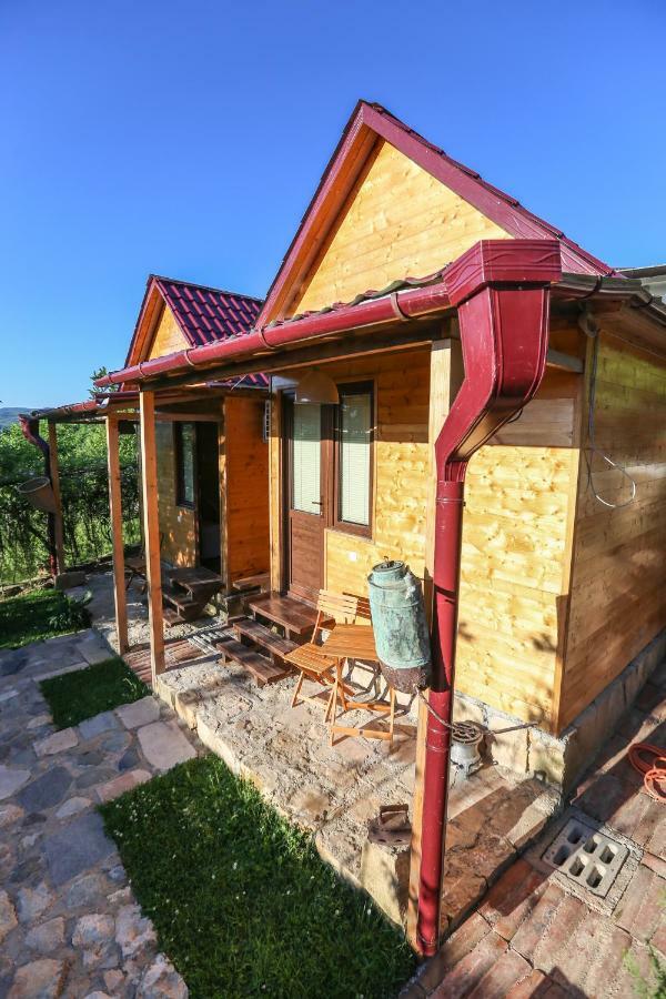 Bukhriani Villa คูทายสิ ภายนอก รูปภาพ